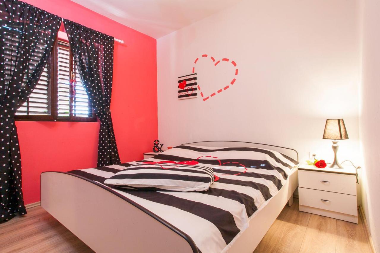 Apartments With A Parking Space Brna, Korcula - 9188 Smokvica  ภายนอก รูปภาพ